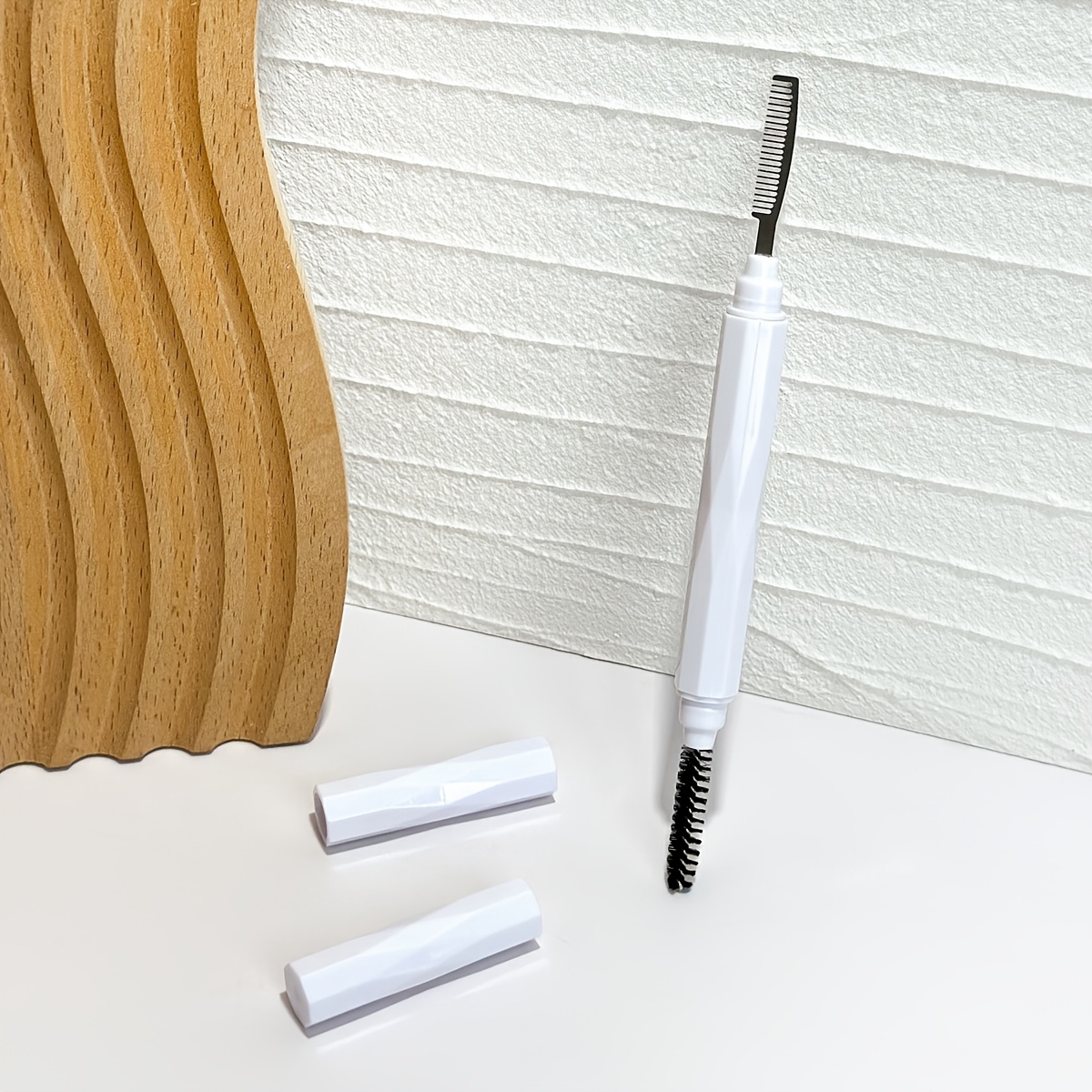 أداة احترافية لتجميل العيون، ف - مراجعة Comb Fine Tooth وسعره
